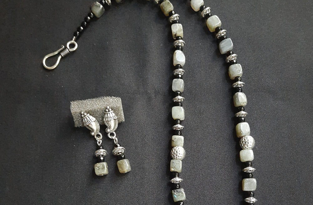 
                  
                    Stylish Grey Colour Square Agate Beads Necklace With matching pendant and earrings.
                  
                