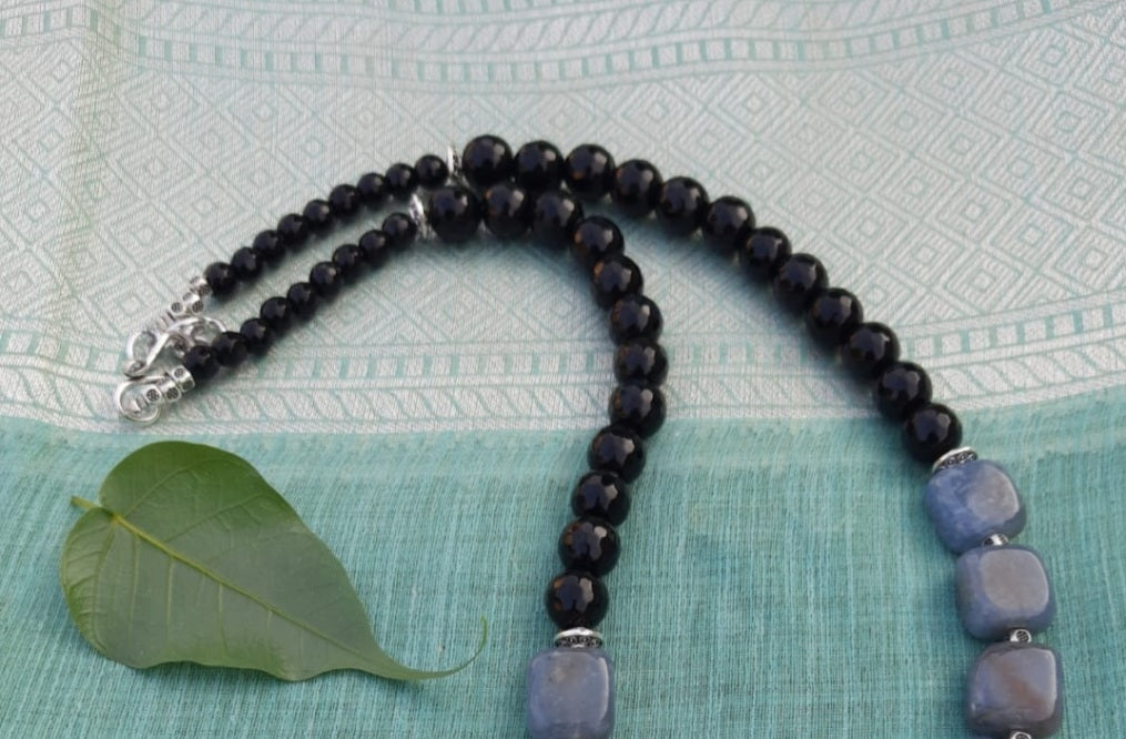 
                  
                    Handsome glossy stones! Semiprecious mixed agate beads jewellery!
                  
                