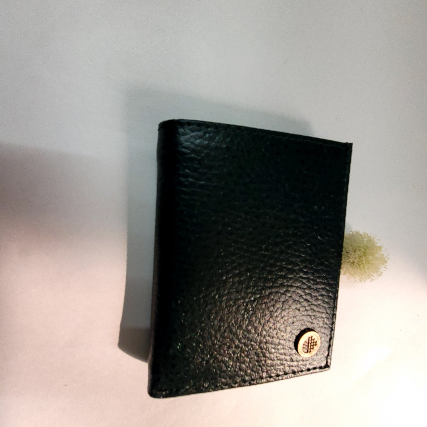 
                  
                    Kae Bifold Card Holder – Teal Green
                  
                