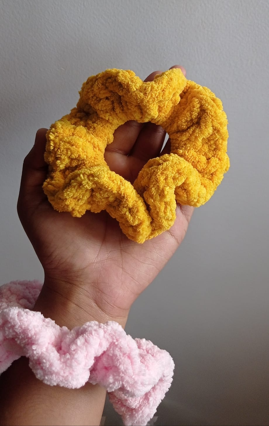 
                  
                    Crochet Scrunchie
                  
                