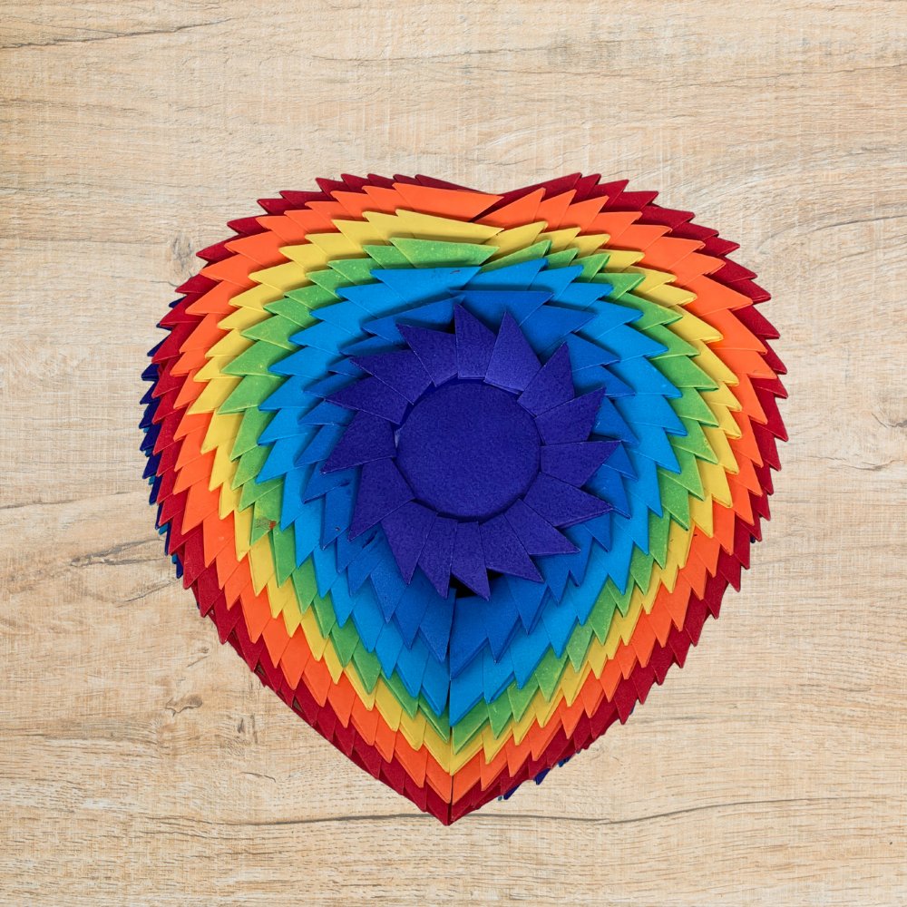 
                  
                    3D Rainbow Origami Heart - Kreate- Table Decor
                  
                