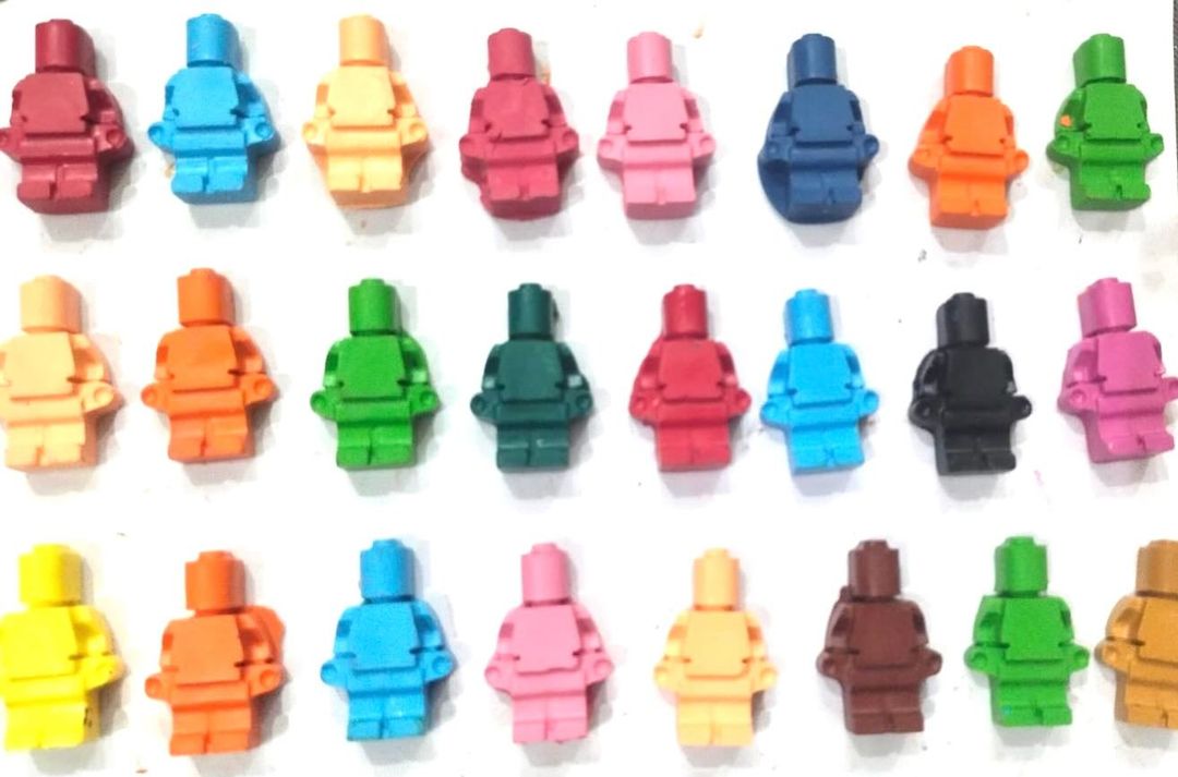 
                  
                    Handmade Lego Men Shaped Crayons Set of 8
                  
                