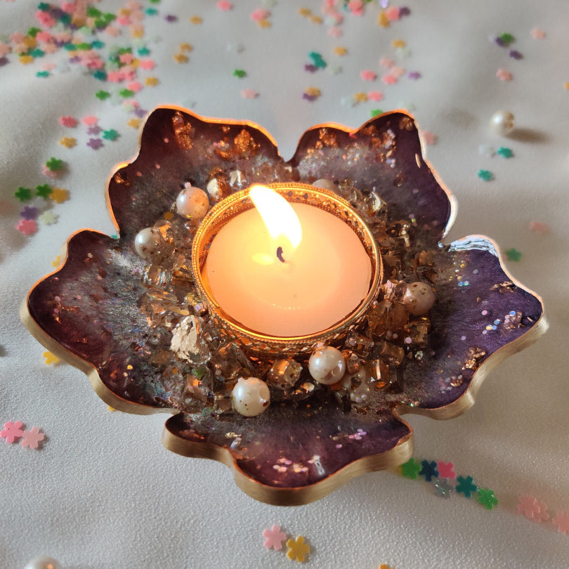 
                  
                    Katori diyas - 2 pcs
                  
                