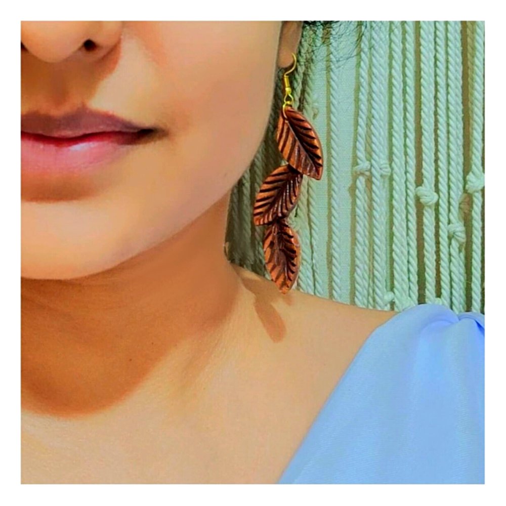 
                  
                    Ansuni Kanthi Wooden Pendant and Earrings - Kreate- Jewellery Sets
                  
                