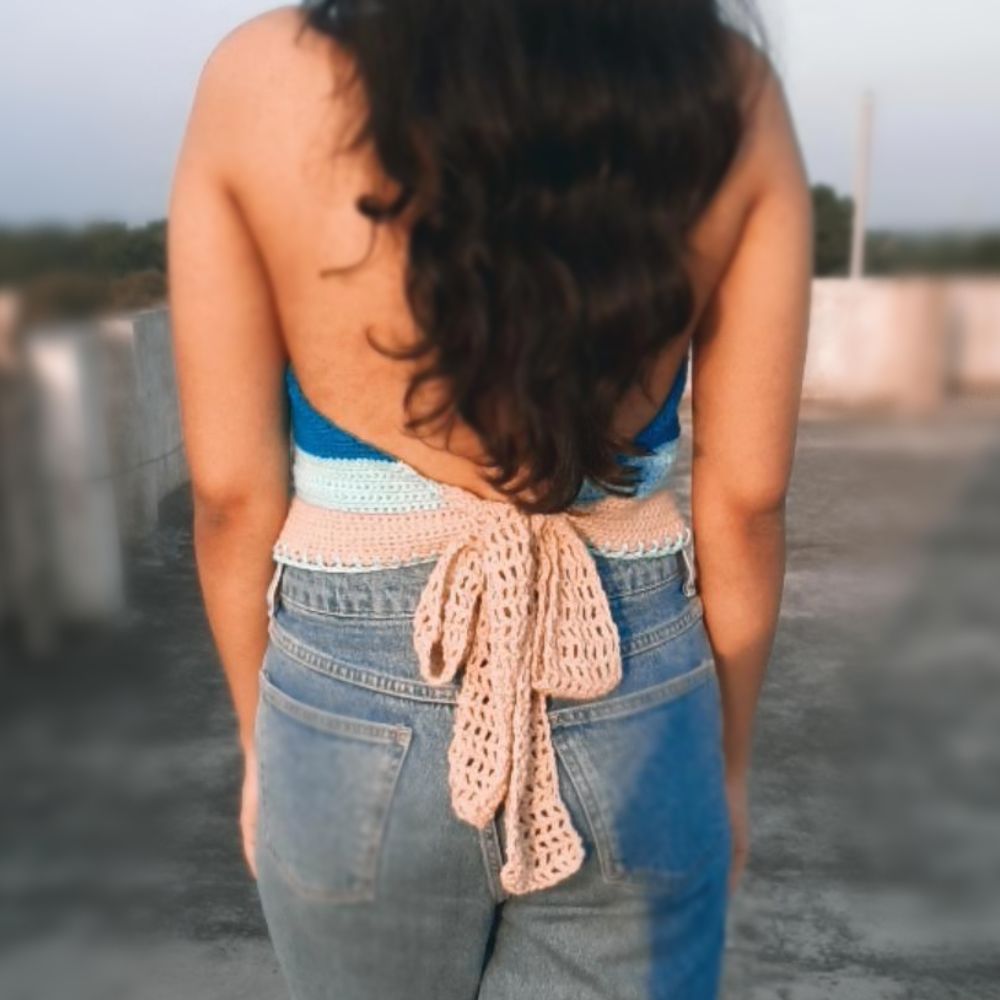 
                  
                    Backless Crop Top - Kreate- Tops & T-shirts
                  
                