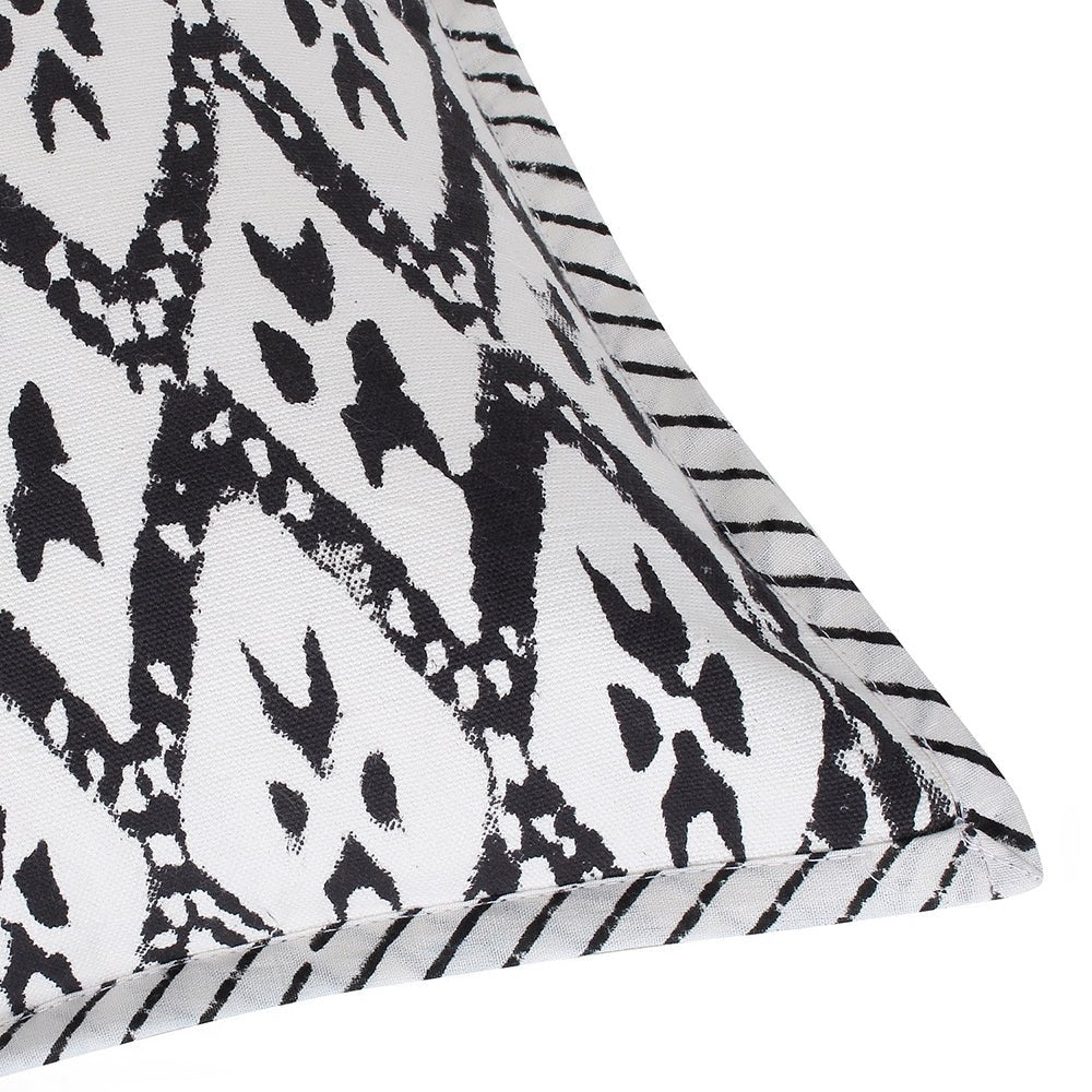 
                  
                    Black and white Block Printed Cushion Cover (Set of 2pcs) - Kreate- Cushions & Covers
                  
                