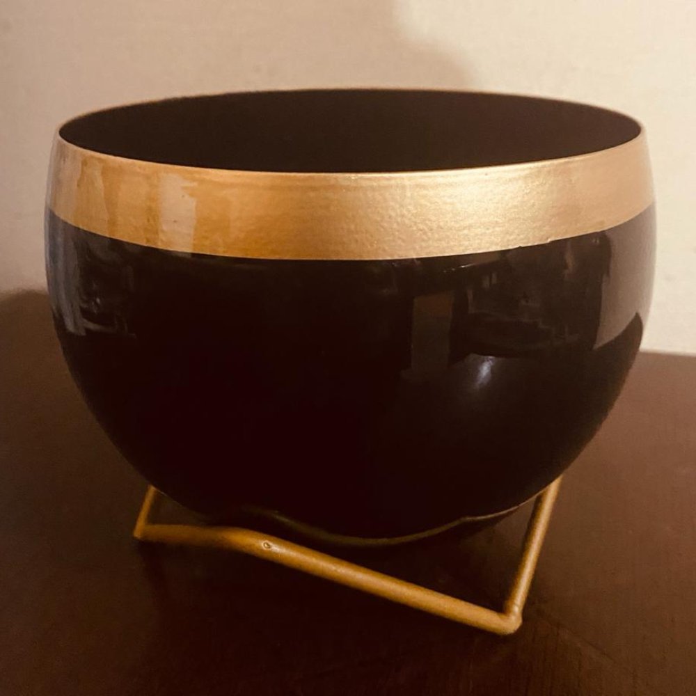 
                  
                    Black Gold Metal Pot With Stand - Kreate- Planters & Pots
                  
                