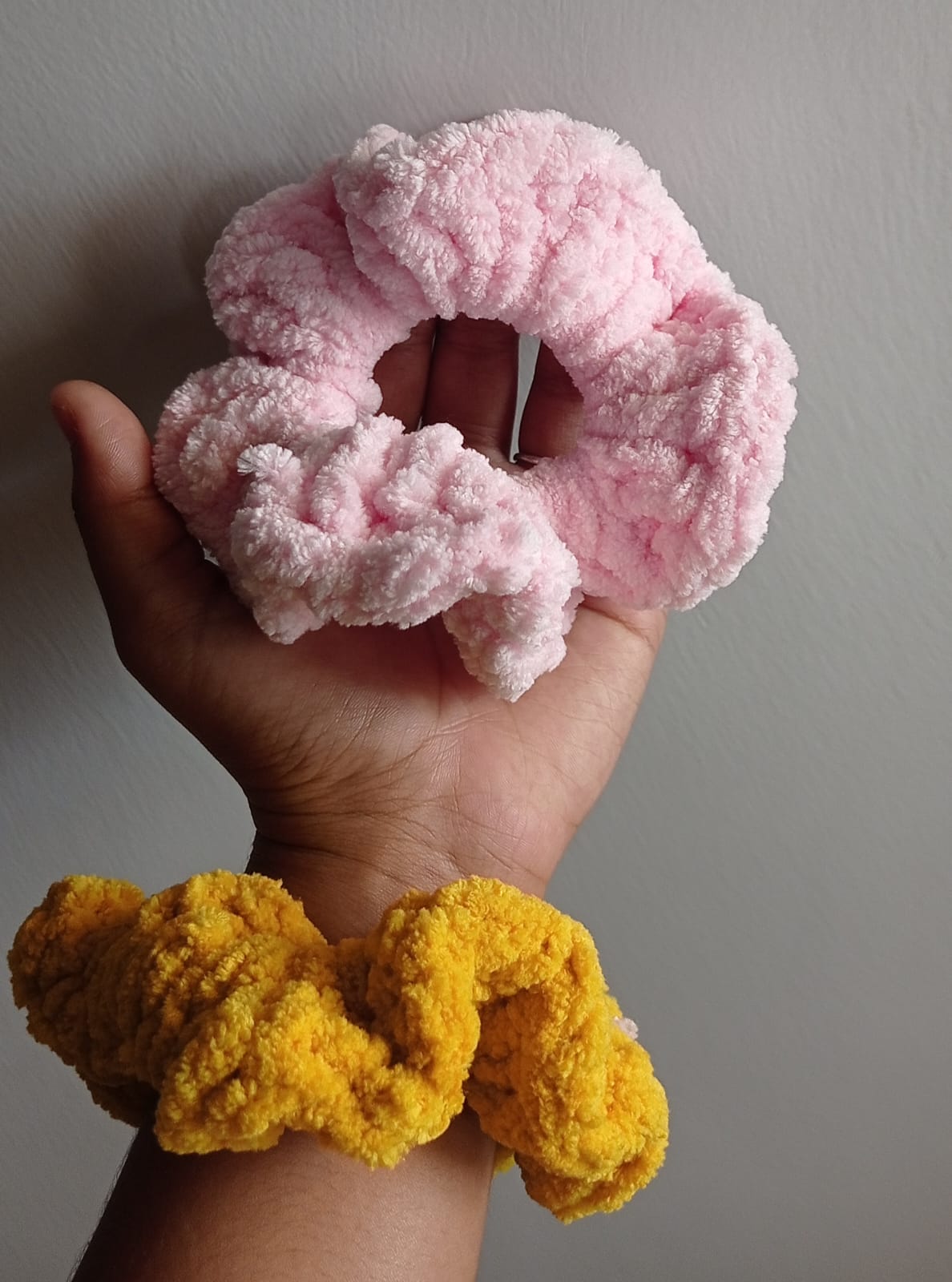 
                  
                    Crochet Scrunchie
                  
                