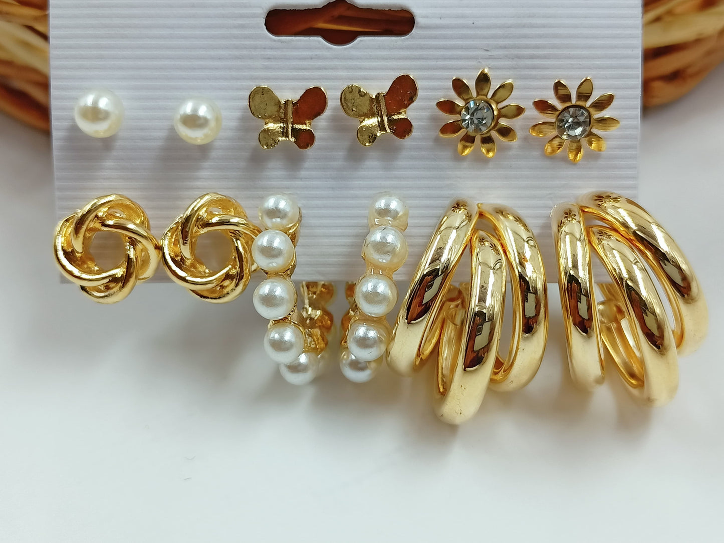 
                  
                    Elegant Pearl Hoop Earrings - Stylish Jewelry
                  
                