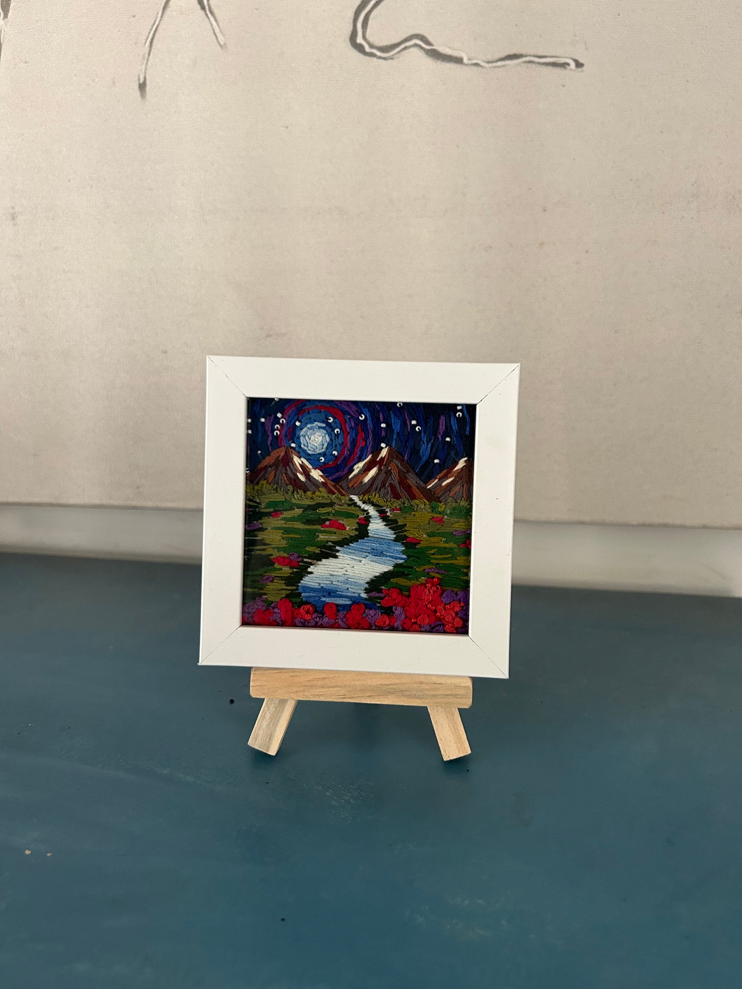 
                  
                    WALL HANGING , PHOTO FRAME, HAND MADE GIFT, HAND MADE EMBORIDERY FRAME
                  
                