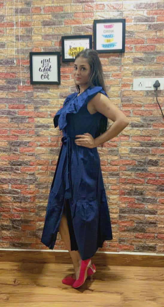
                  
                    WHISPERS – Sleeveless INDIGO A-Linemaxi Solid Dress with Frilled Flared Collar
                  
                