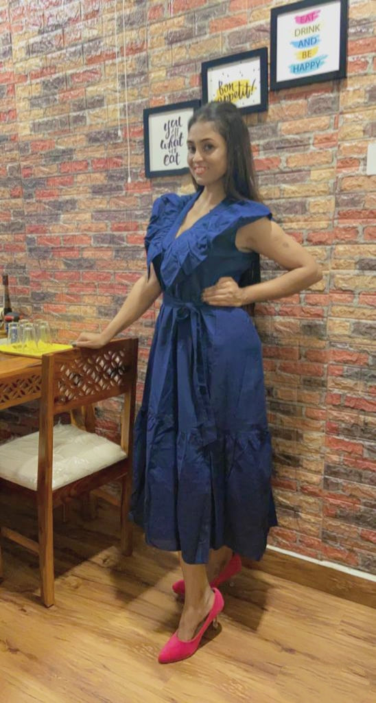 
                  
                    WHISPERS – Sleeveless INDIGO A-Linemaxi Solid Dress with Frilled Flared Collar
                  
                