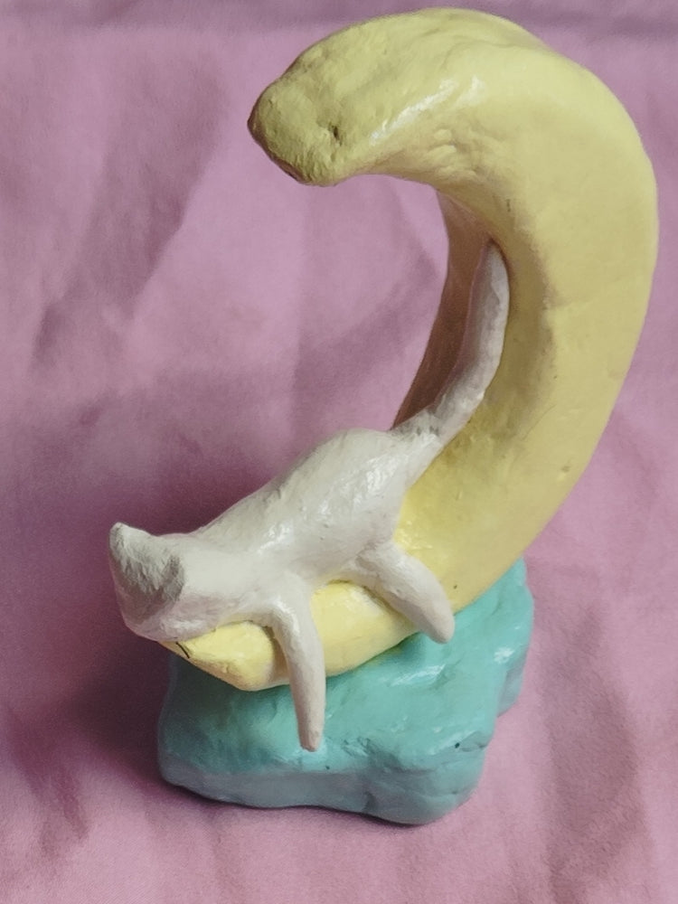 
                  
                    Cat on moon mini show piece
                  
                