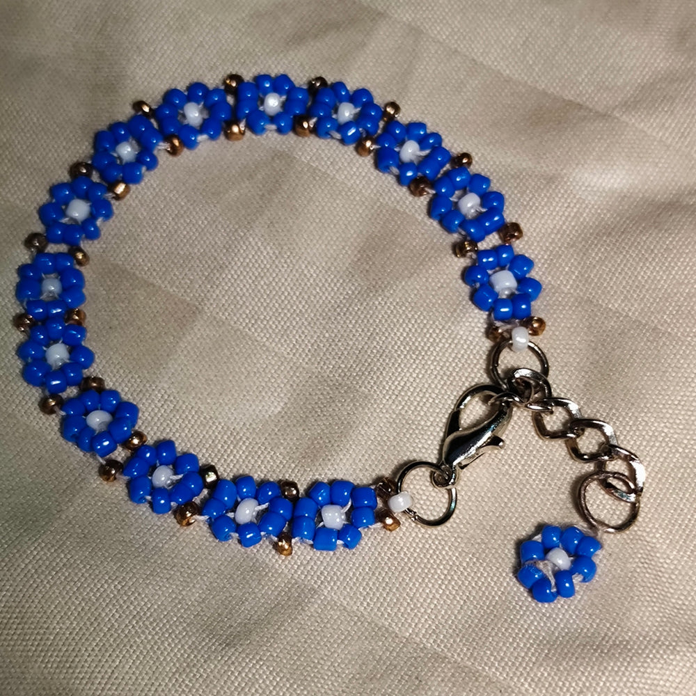 Bluey Blooms Seed Bead Bracelet (with size adjuster)