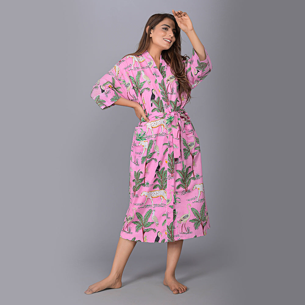 
                  
                    Jungle Pattern Kimono Robe Long Bathrobe For Women (Pink)
                  
                