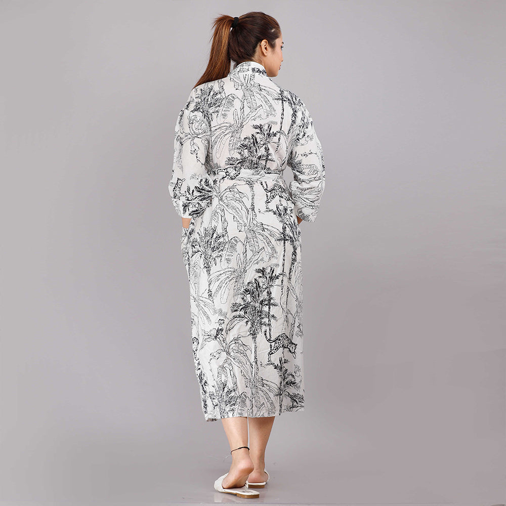 
                  
                    Jungle Pattern Kimono Robe Long Bathrobe For Women (White)
                  
                