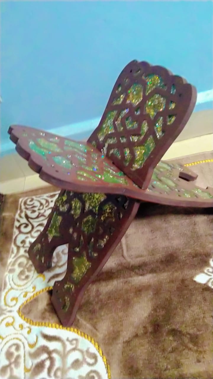
                  
                    WOODEN RESIN BOOK STAND
                  
                