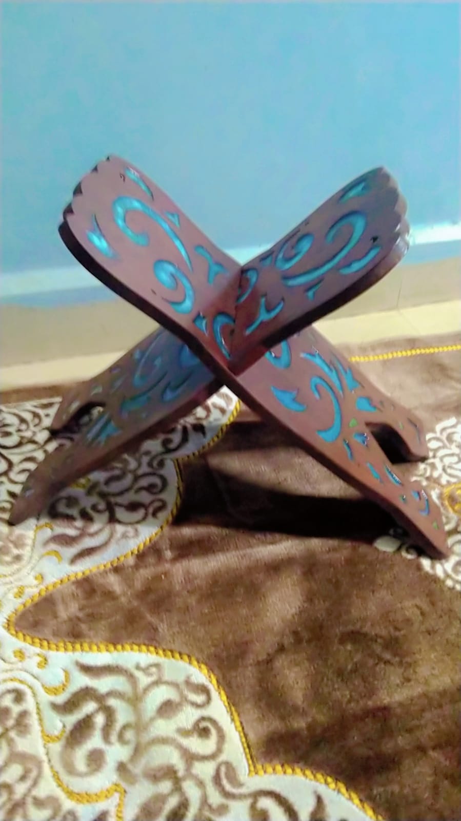 
                  
                    WOODEN RESIN BOOK STAND
                  
                