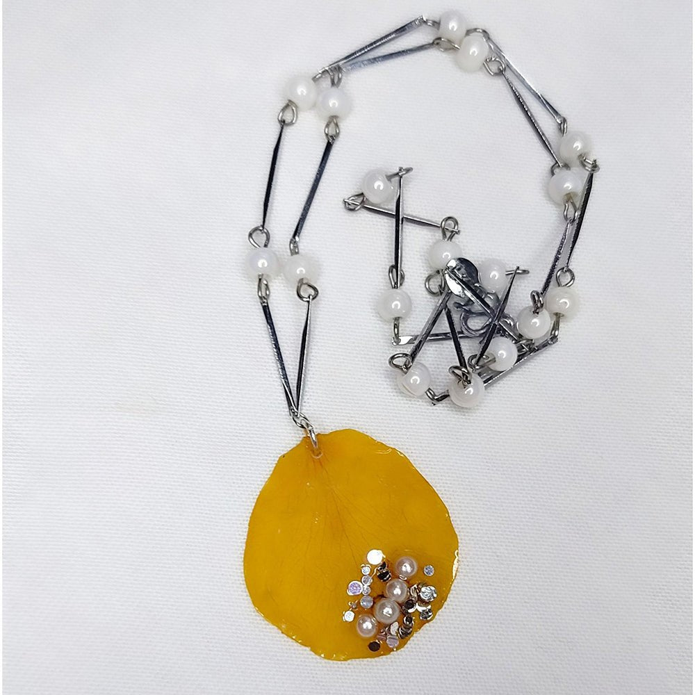 
                  
                    Resin Necklace - Kreate- Neckpieces
                  
                