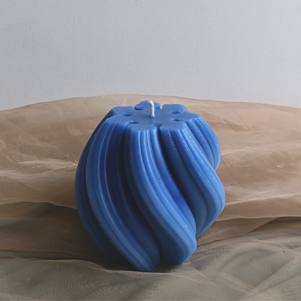 Scented Twirl Candle (626g) - Kreate- Candles & Holders