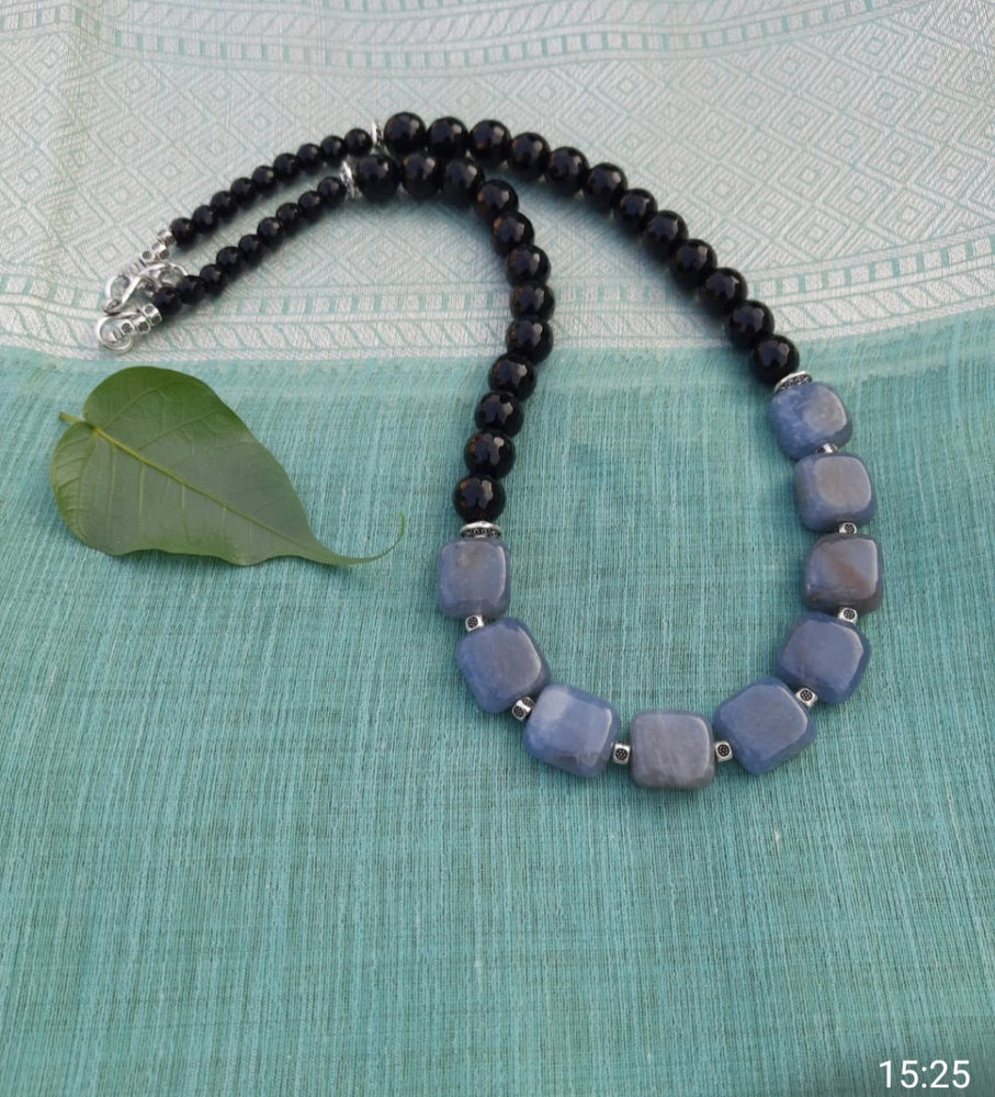 
                  
                    Handsome glossy stones! Semiprecious mixed agate beads jewellery!
                  
                