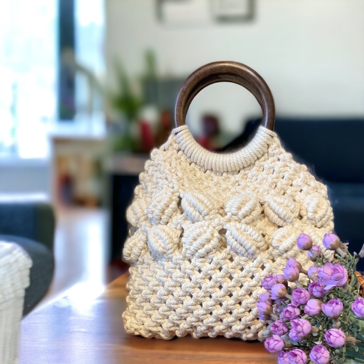 Shell Knots - Macrame Shell Purse with Wooden Handles - Kreate- Purse & Handbags