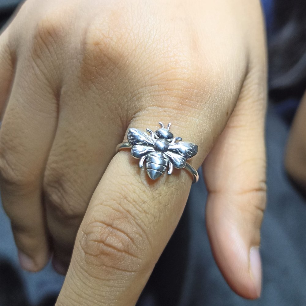 
                  
                    Silver Honeybee Ring - Kreate- Rings
                  
                