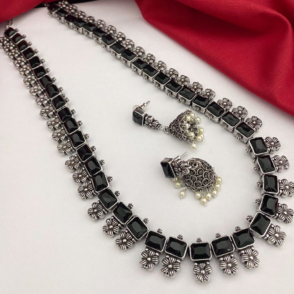 
                  
                    Silver Plated Necklace with Earrings - Kreate- Jewellery Sets
                  
                