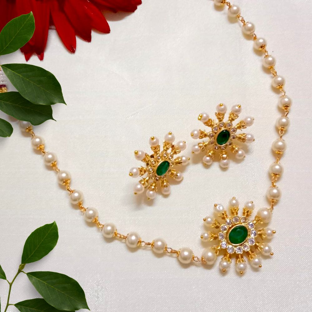 Single Layer Pearl Choker with Green Stone - Kreate- Jewellery Sets