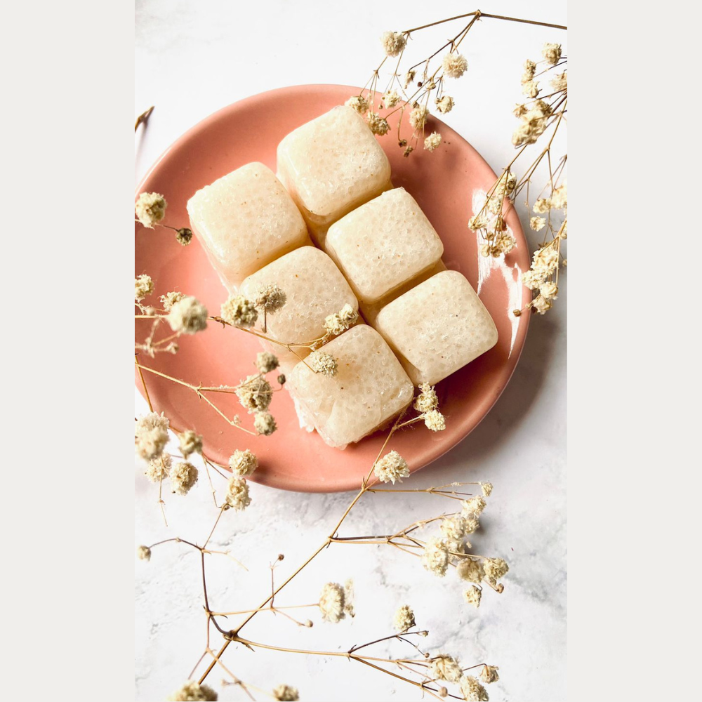 
                  
                    Vanilla Walnut Exfoliating Sugar Cubes
                  
                