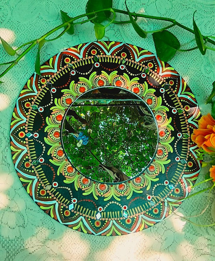 
                  
                    Sringar Mirror Mandala
                  
                