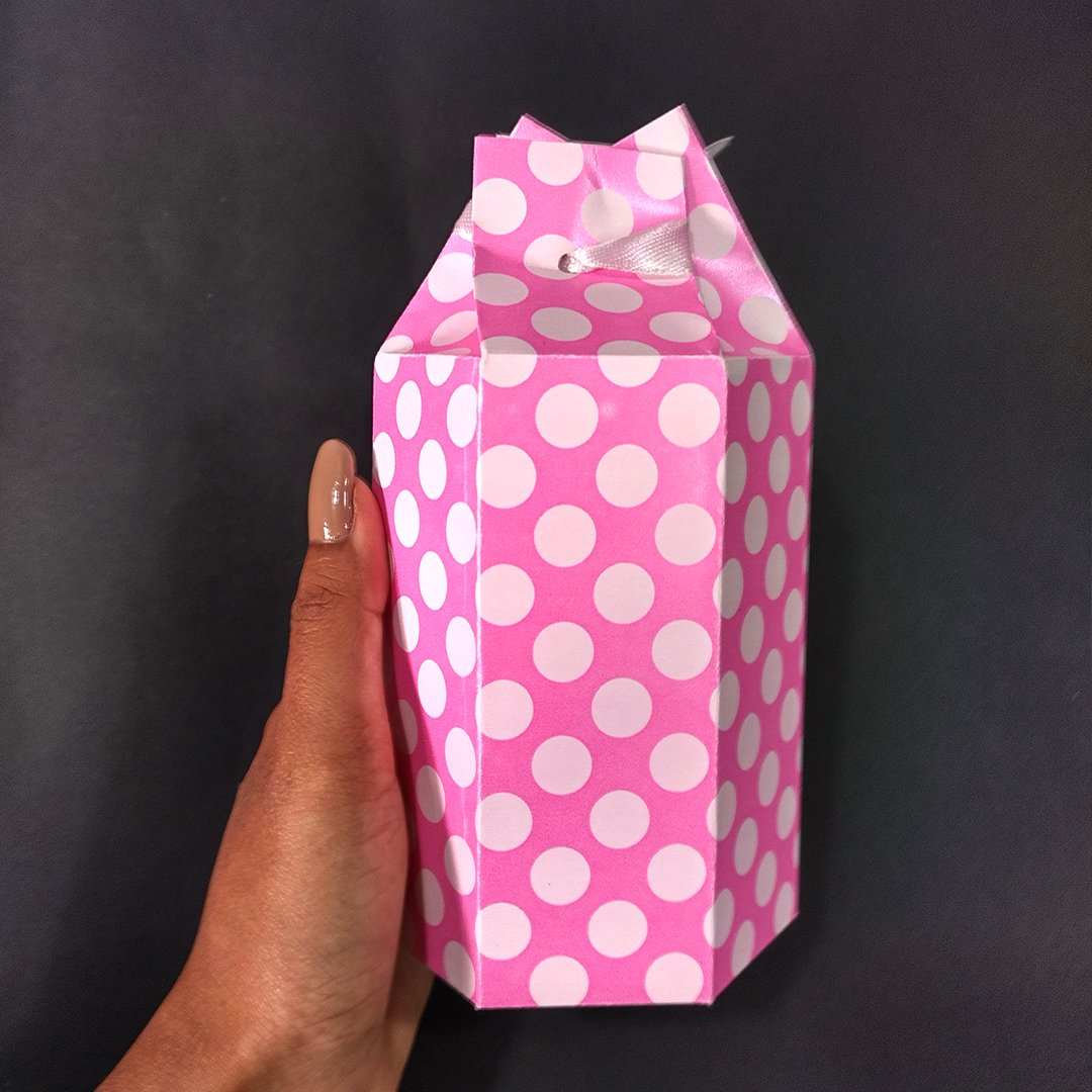
                  
                    Storage Gift Wrap Box - Kreate- Gifting
                  
                