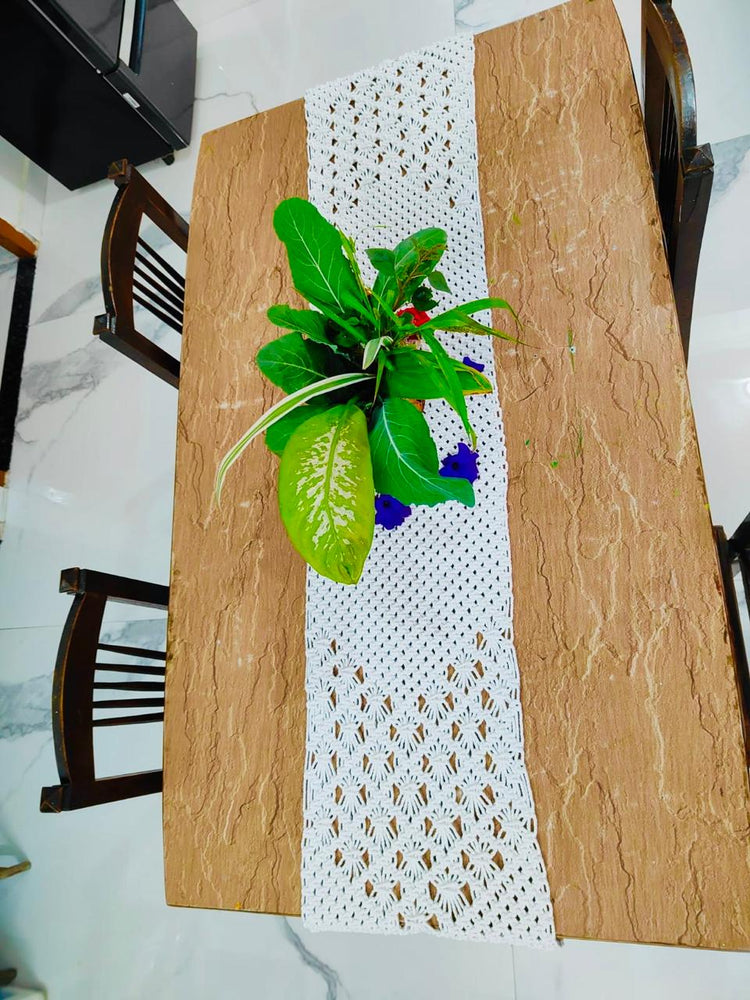 
                  
                    Table Runner
                  
                