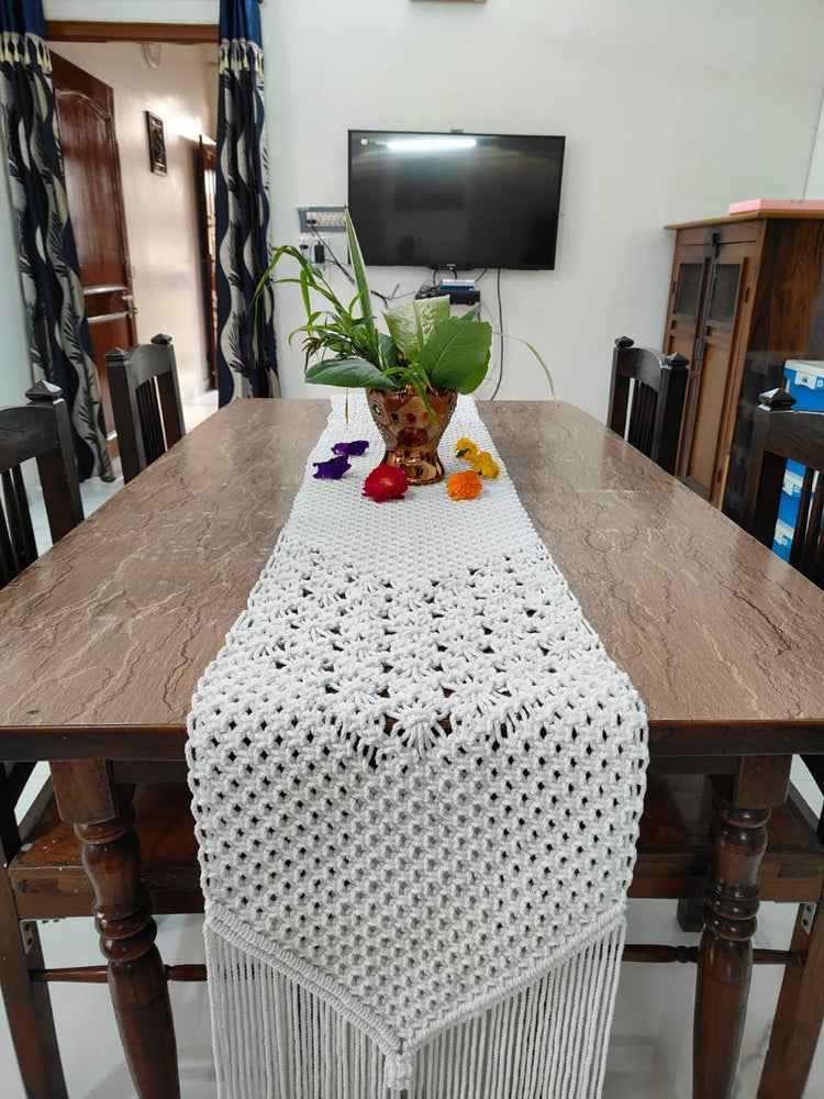 
                  
                    Table Runner
                  
                