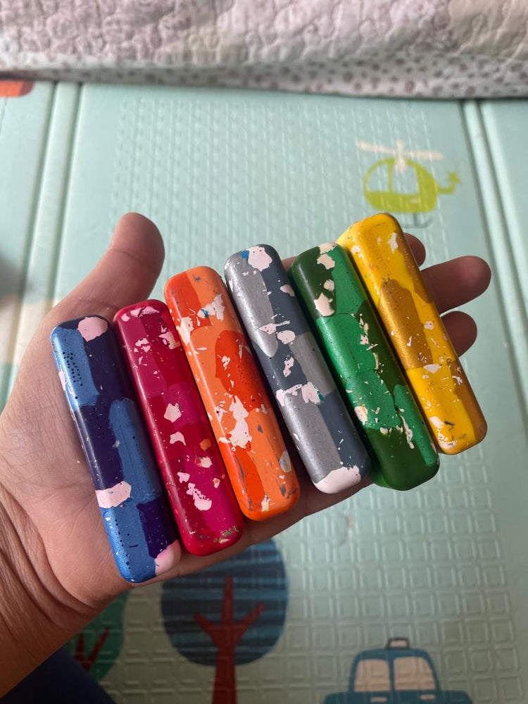 
                  
                    Handmade Multicolor Kitkat Shaped Crayons Set of 6
                  
                