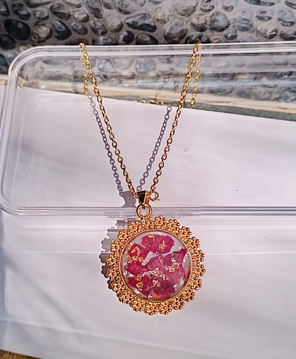 Pressed Real Red Rose Flower Necklace with Gold Flakes