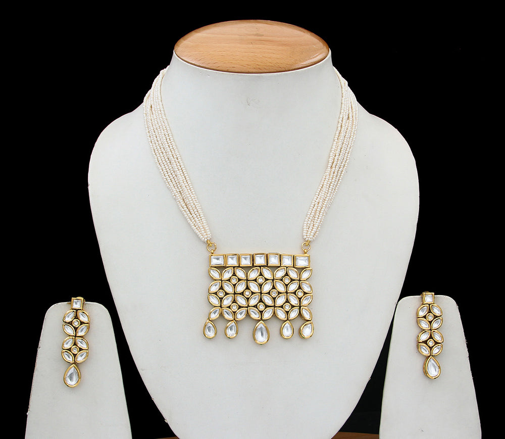 Kundan Necklace and Earrings