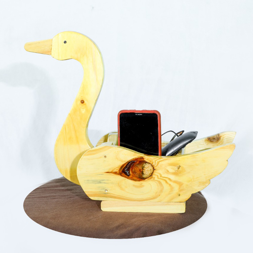 Classy Duck - Remote & Mobile Organizer