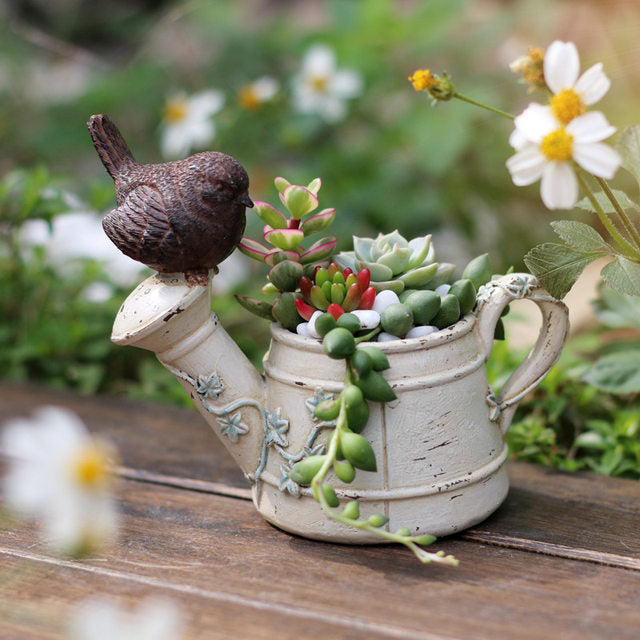 
                  
                    Kettle Bird Planters & Pots (Set of 3)
                  
                