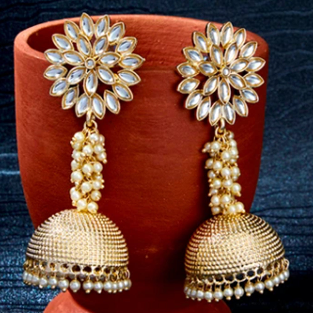 
                  
                    Kundan Earrings
                  
                