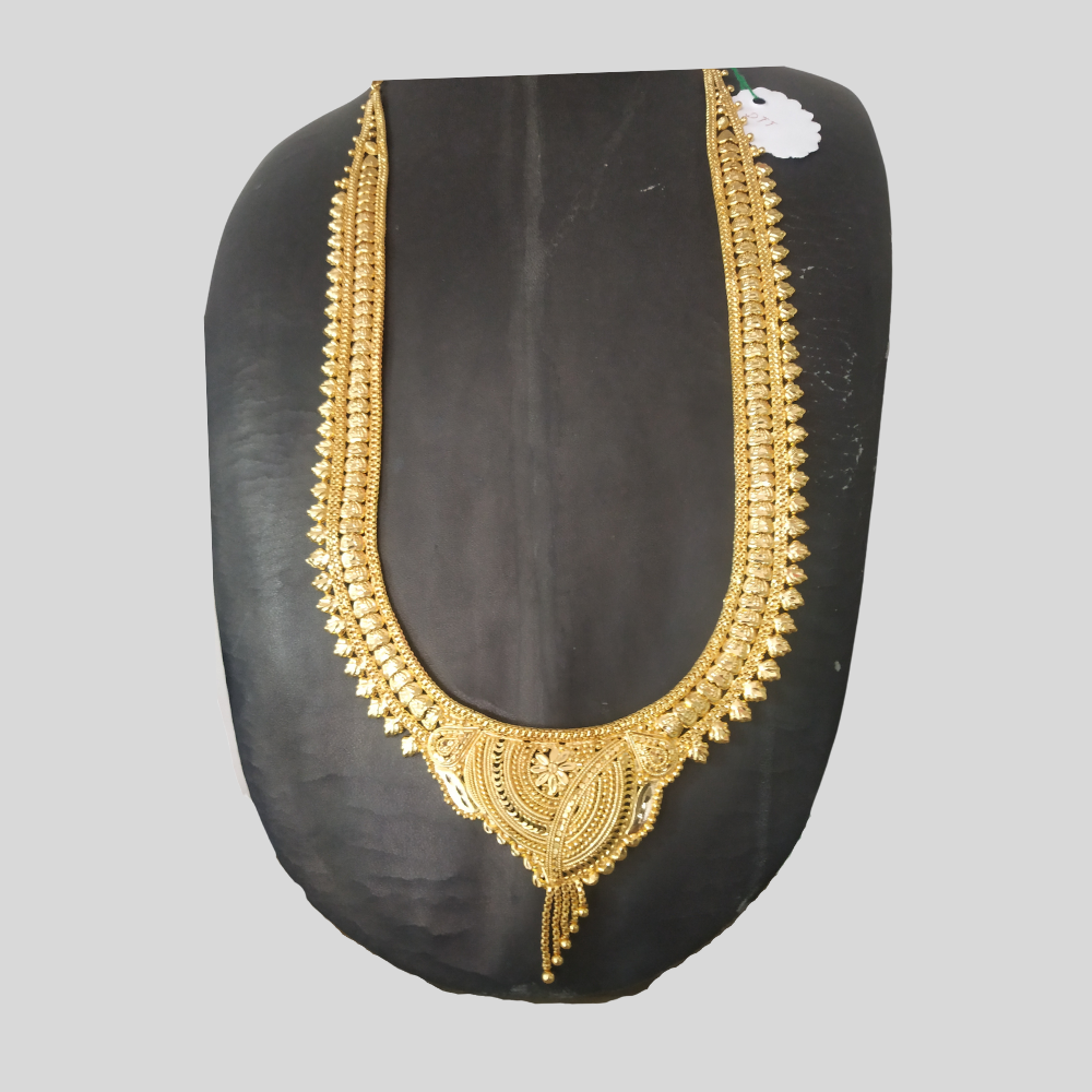 Gorgeous Near Gold Necklace