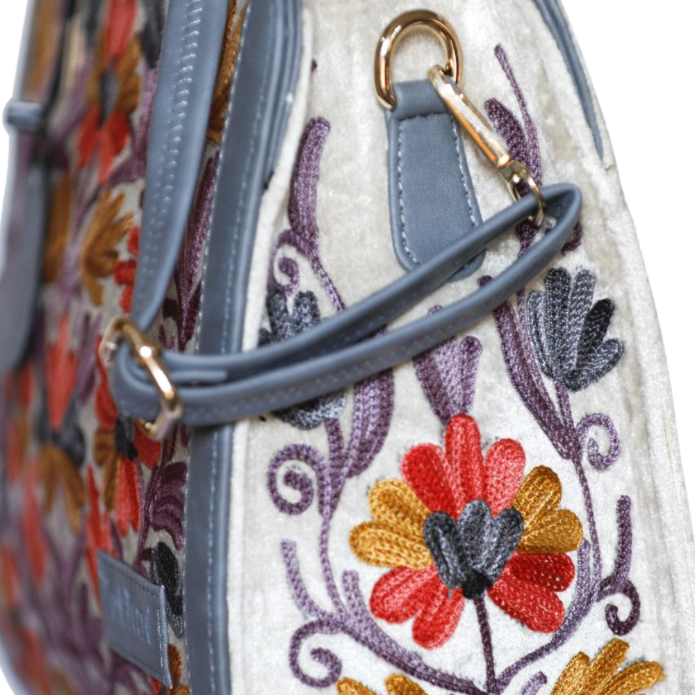 Kashmiri Aari embroidery Ladies Hand purse – Swarav Handicraft USA