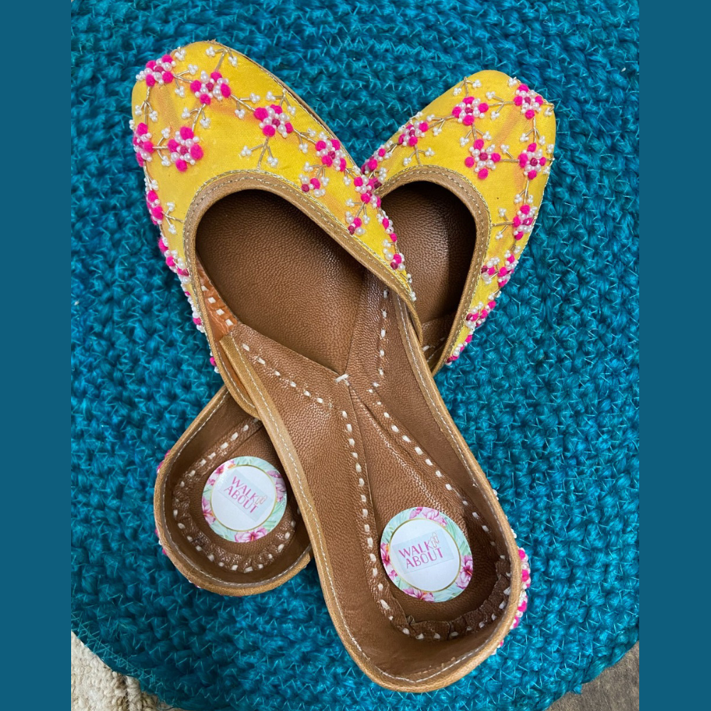 Double-Cushioned Hand-embroidered Jhuttis