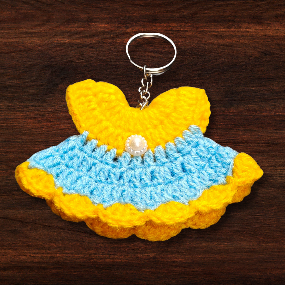 Crocheted keychain in the form of a dress.: Buy Online at Best Price in  Egypt - Souq is now Amazon.eg