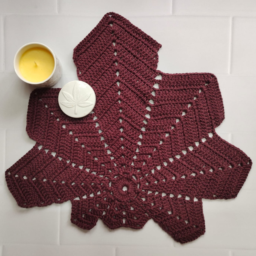 Crochet Cloth Maple Placemat