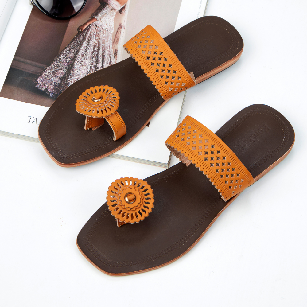 Korakori Stylish Toes Kolhapuri Slippers