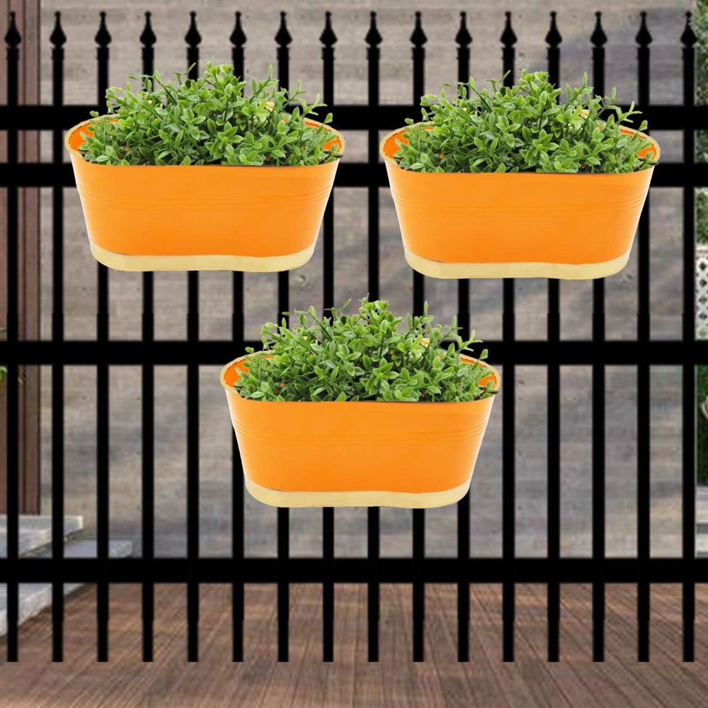 
                  
                    ecofynd Orange Oval Balcony Railing Planter with Detachable Handle (Set of 3)
                  
                