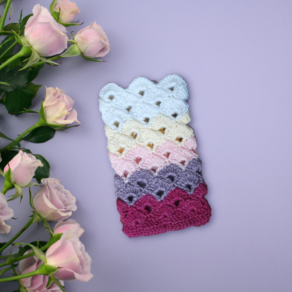 Mobile pouch crochet sales