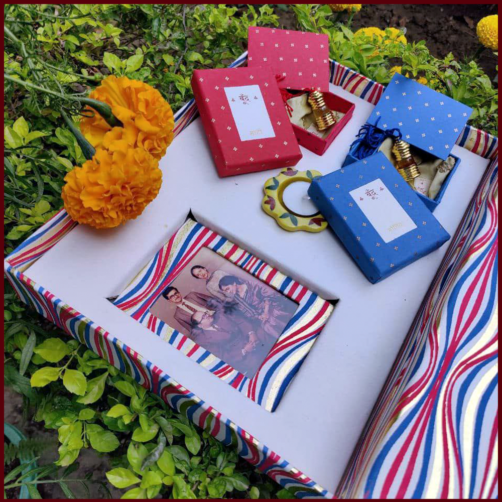 
                  
                    Handcrafted Sitara Fragrance Gift Box
                  
                