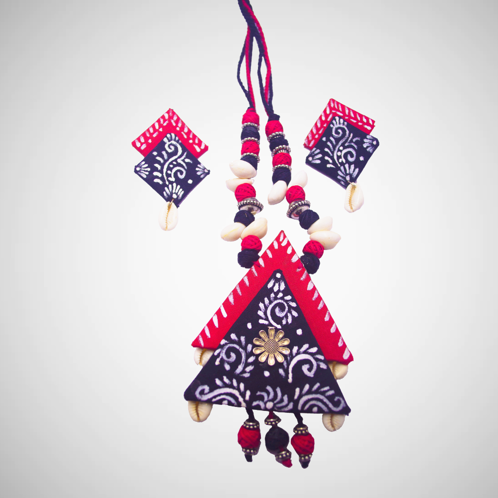 Double Arrow Fabric Fashion Necklace Set